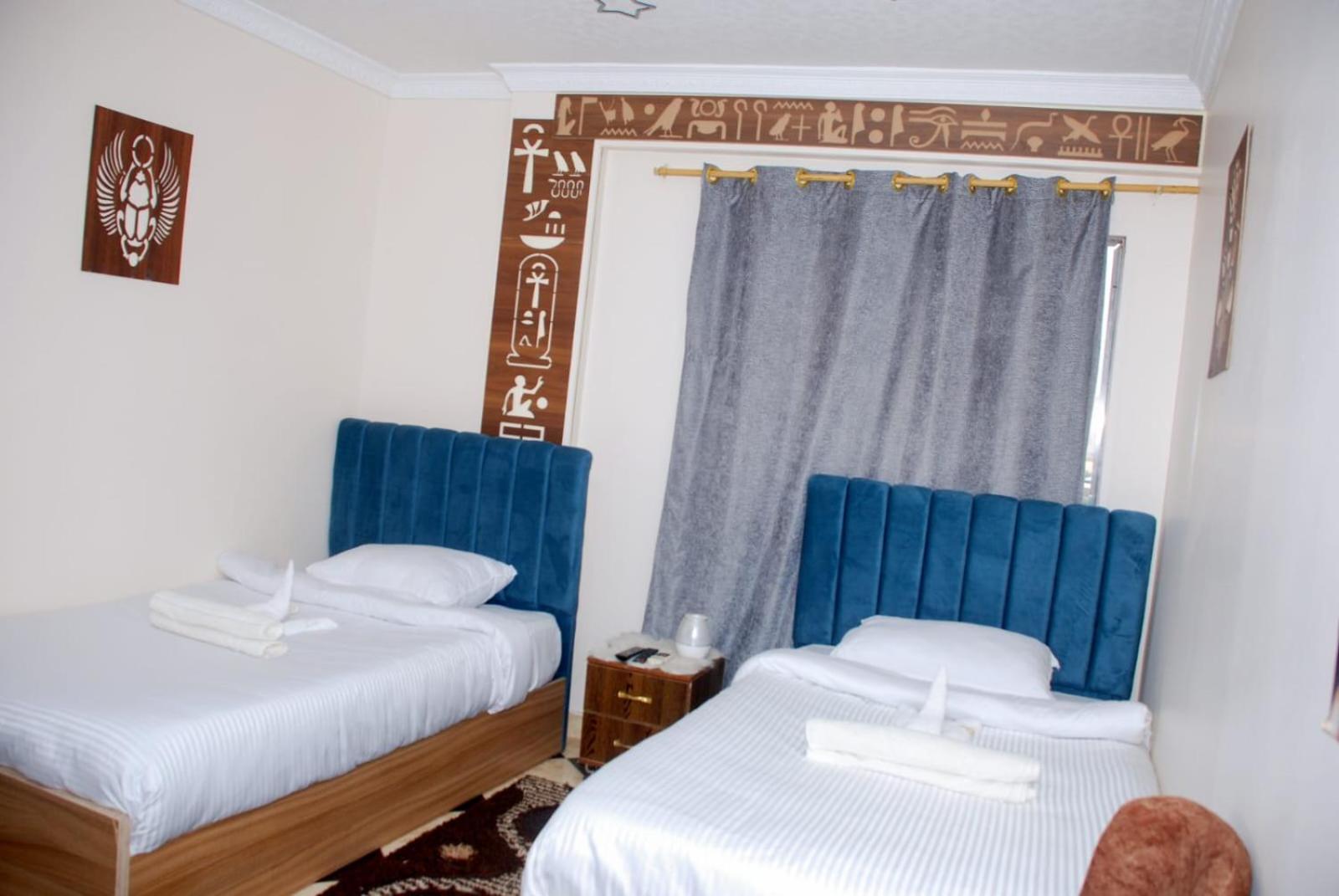 Pyramids Show Hotel Kafret el-Gabal Eksteriør bilde